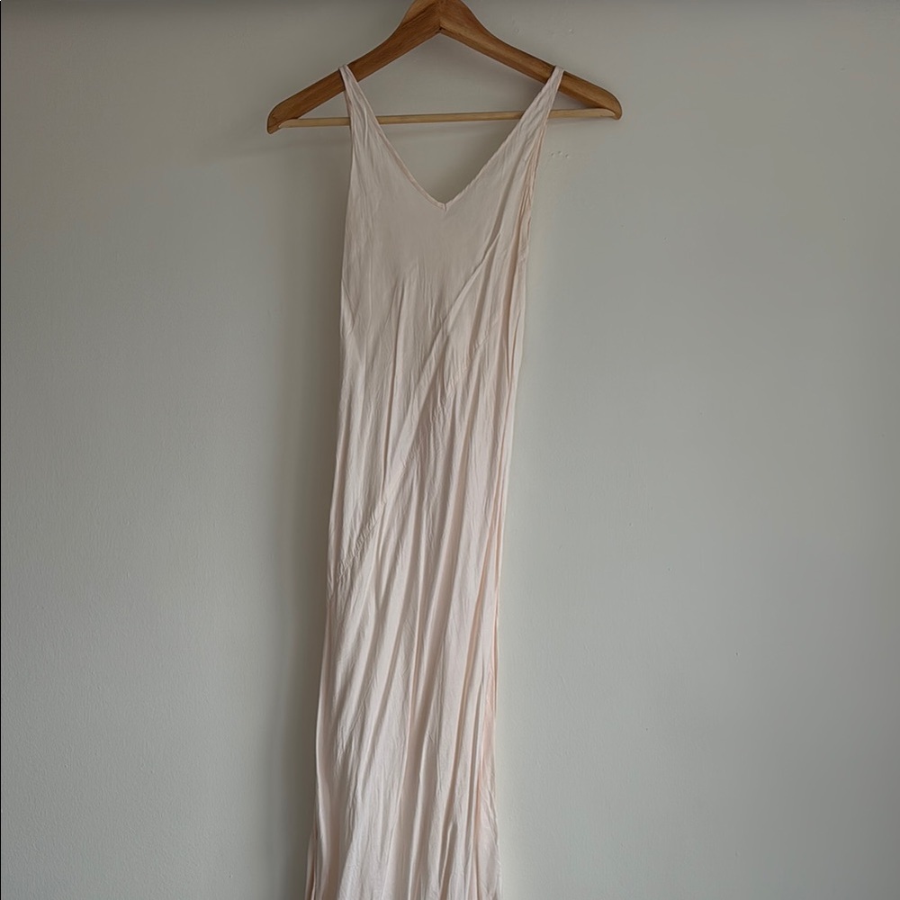 Aritzia Peachy Pink Sleeveless V-Neck Maxi Dress